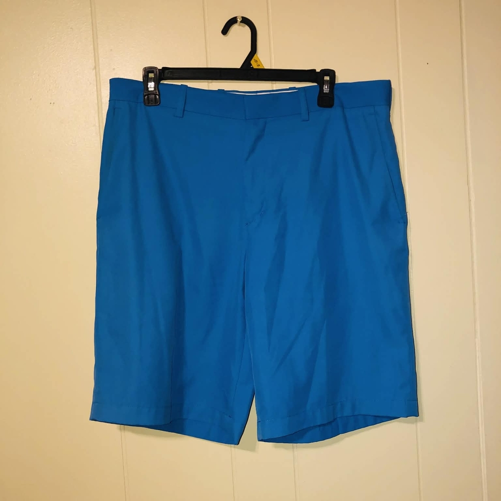 Walter Hagen Vivid Blue Men's Flat Front Shorts